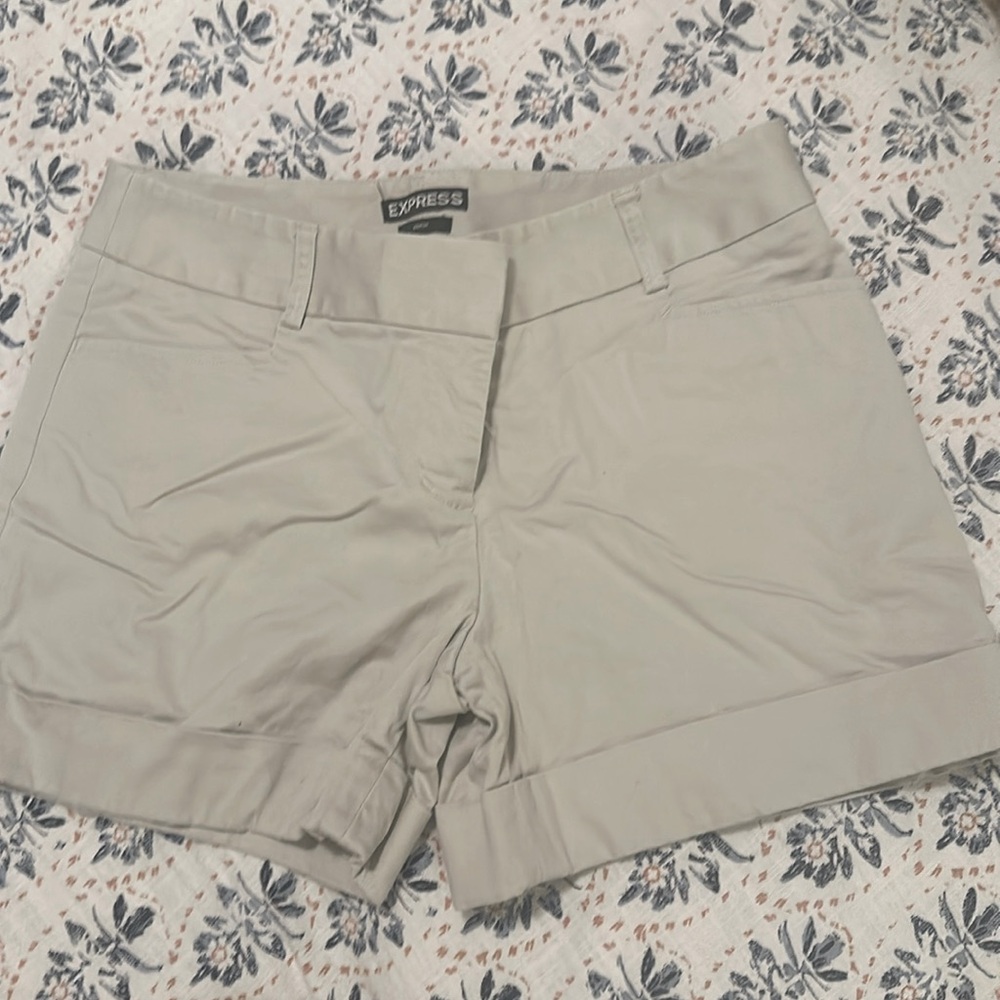 Women’s express editor shorts